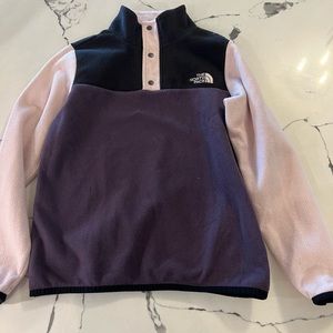 Girls Northface Pullover